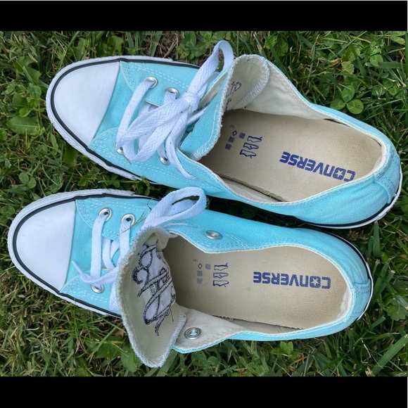 Monogrammed chucks💗 - Picture 7 of 7